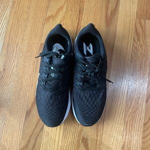 NWT women’s Nike Air Zoom Pegasus 36 size 9. Never used.